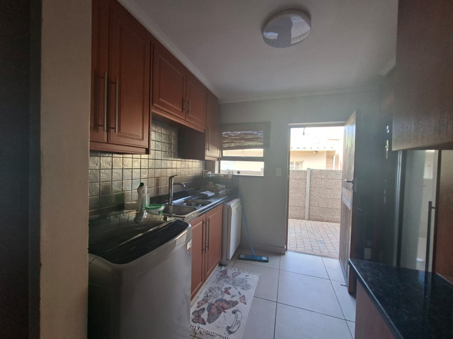 6 Bedroom Property for Sale in Da Nova Western Cape